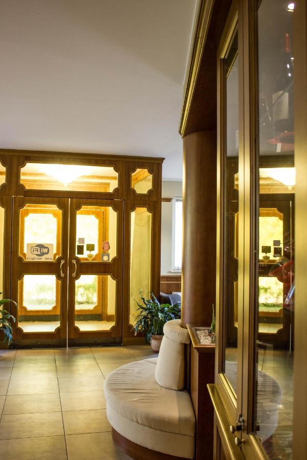 Hotel Valentino Acqui Terme Dış mekan fotoğraf