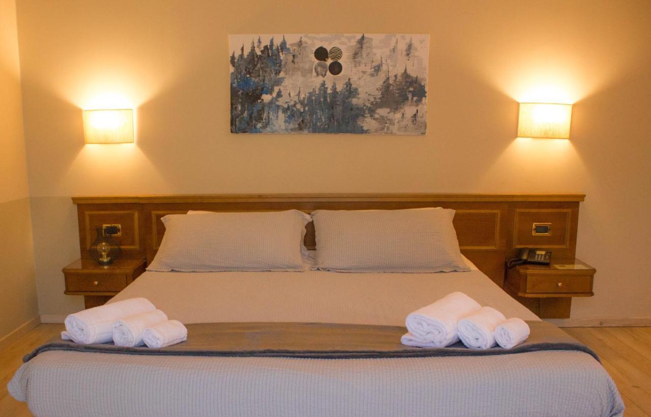 Hotel Valentino Acqui Terme Dış mekan fotoğraf
