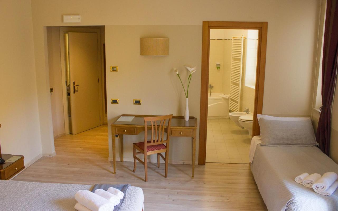 Hotel Valentino Acqui Terme Dış mekan fotoğraf
