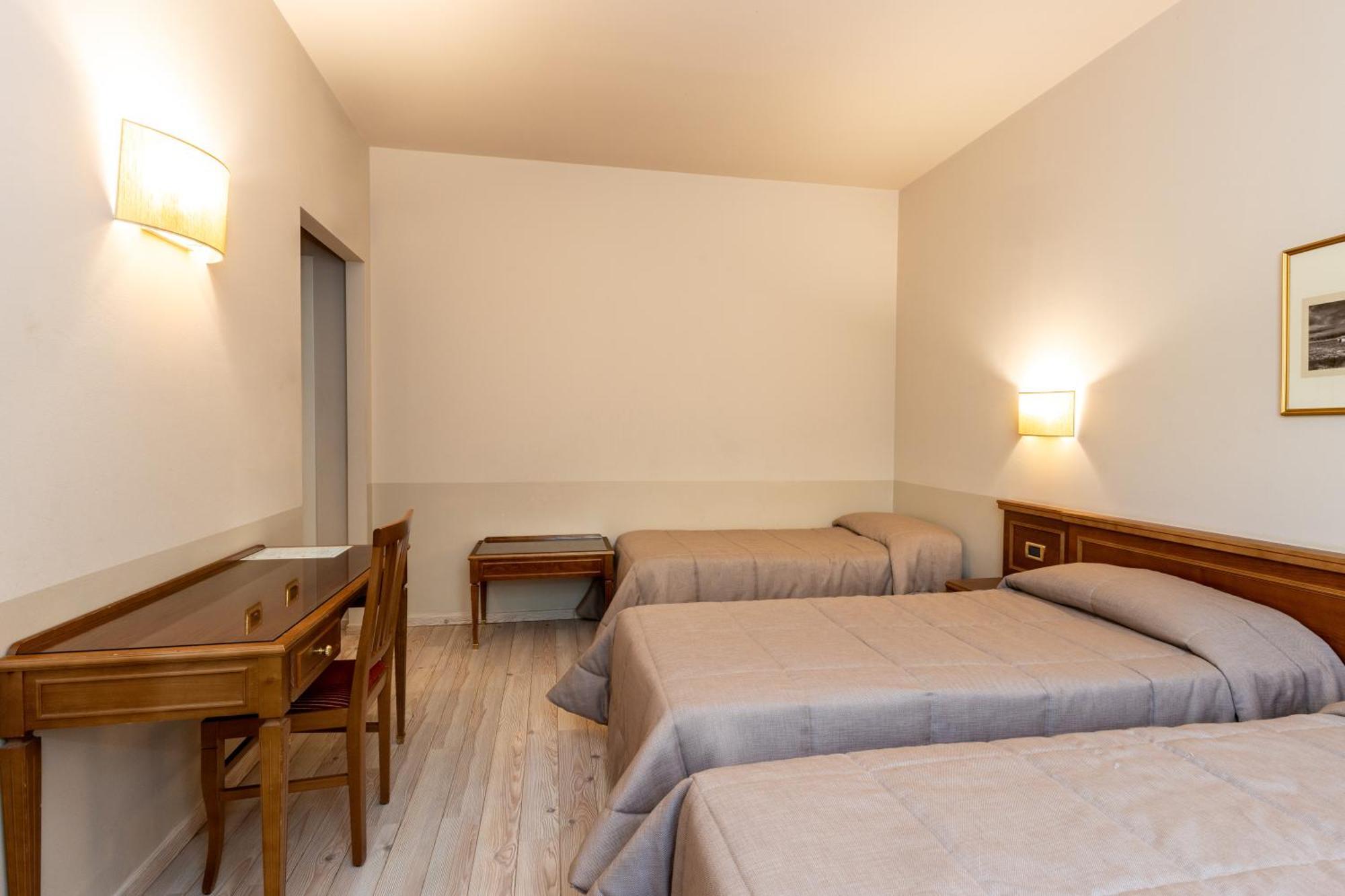 Hotel Valentino Acqui Terme Dış mekan fotoğraf